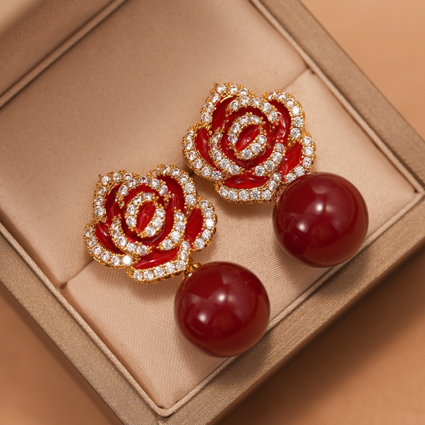 铜合金合成锆石耳饰 黑色玫瑰花耳坠锆石立体山茶花珍珠耳环