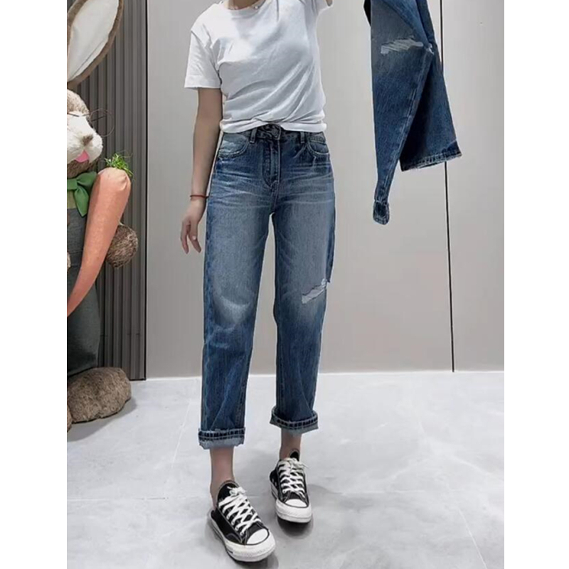 小个子穿搭2025年夏季薄款高腰破洞法棍牛仔裤女大码显瘦直筒裤