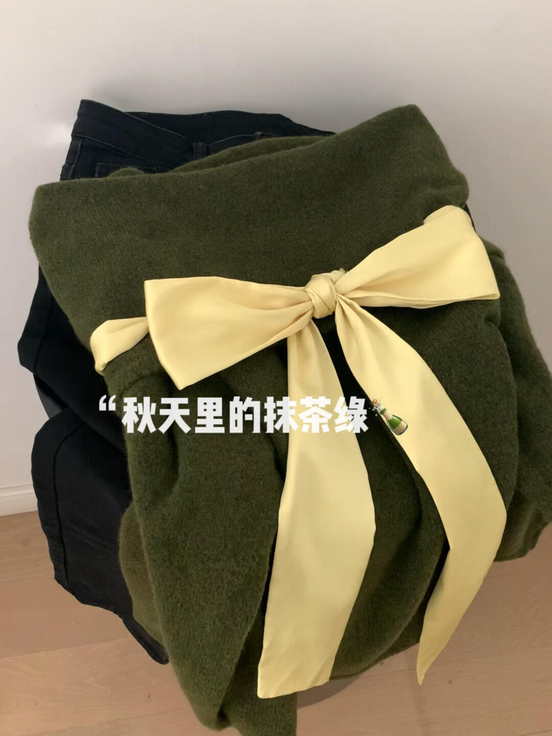 甜美系带宽松长袖毛衣女装秋季新款2025慵懒绿色套头蝴蝶结针织衫