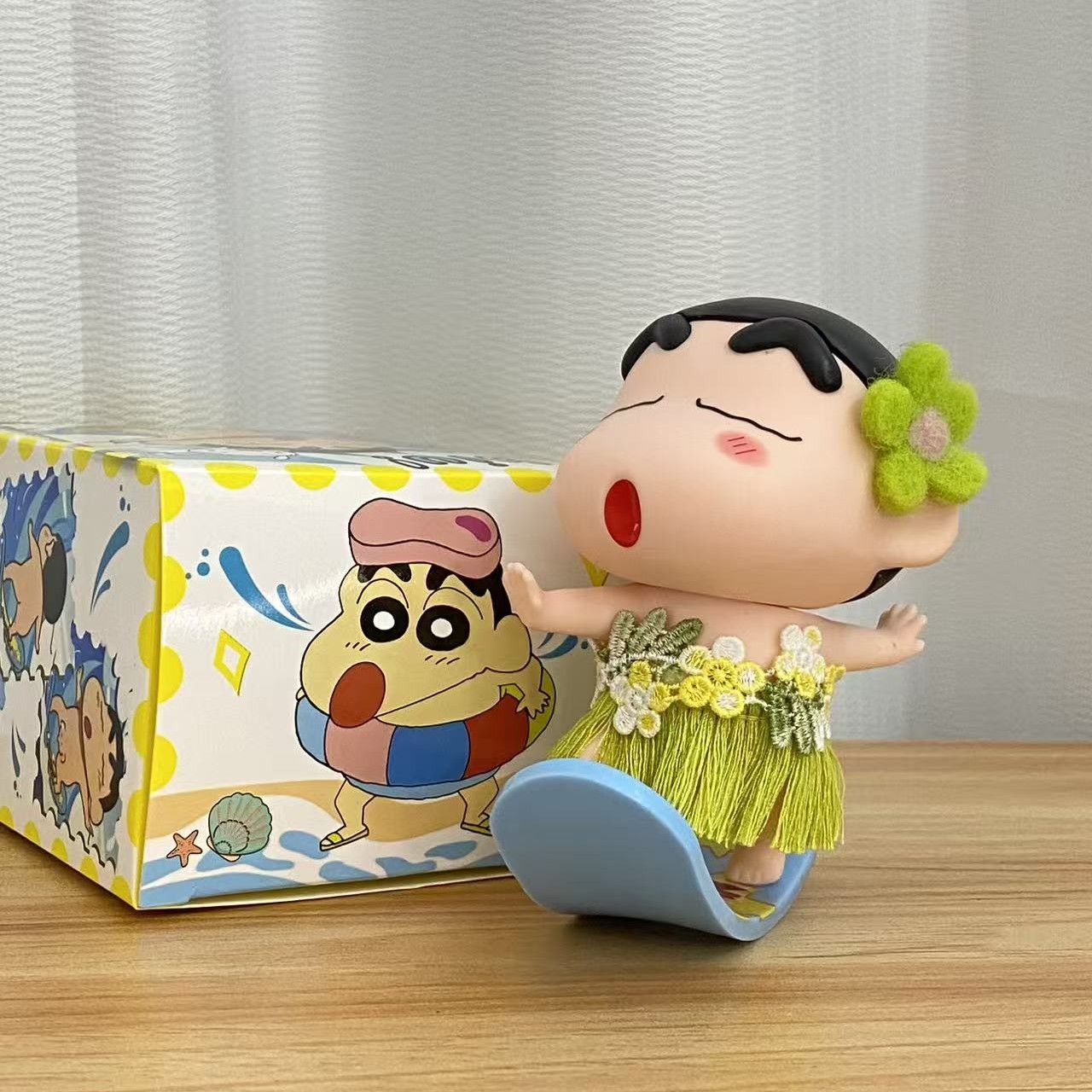 冲浪草裙小新搞怪车载摆件车挂挂饰周边可爱高级装饰礼物