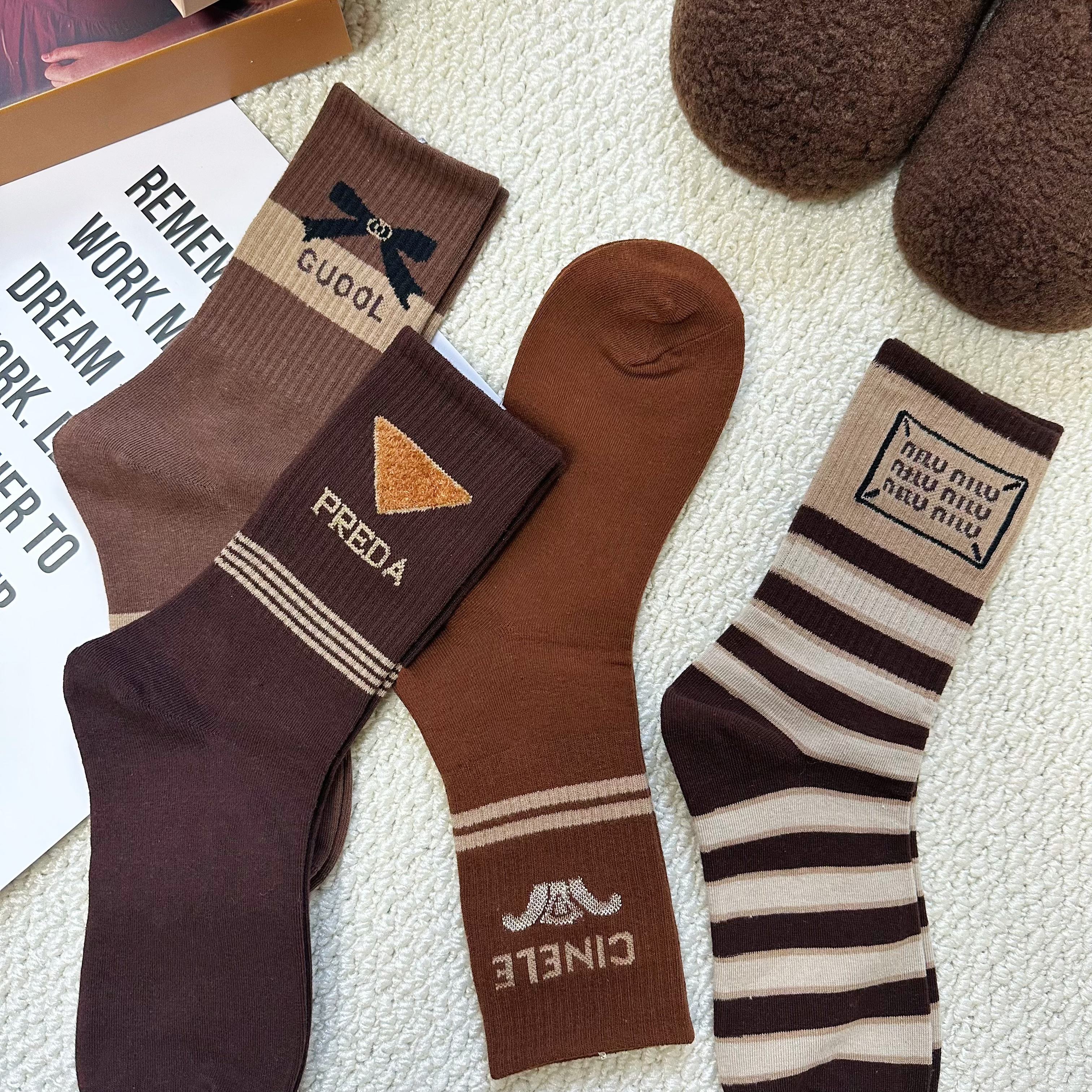 女士韩版东大门买手店设计款美拉德咖色纯棉中高筒棉袜秋冬长袜