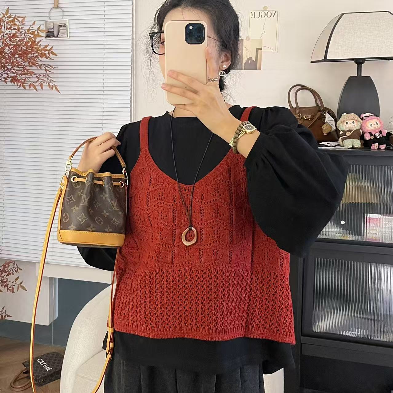 简约时尚圆领长袖t恤镂空针织背心两件套上衣女2025秋季新款女装