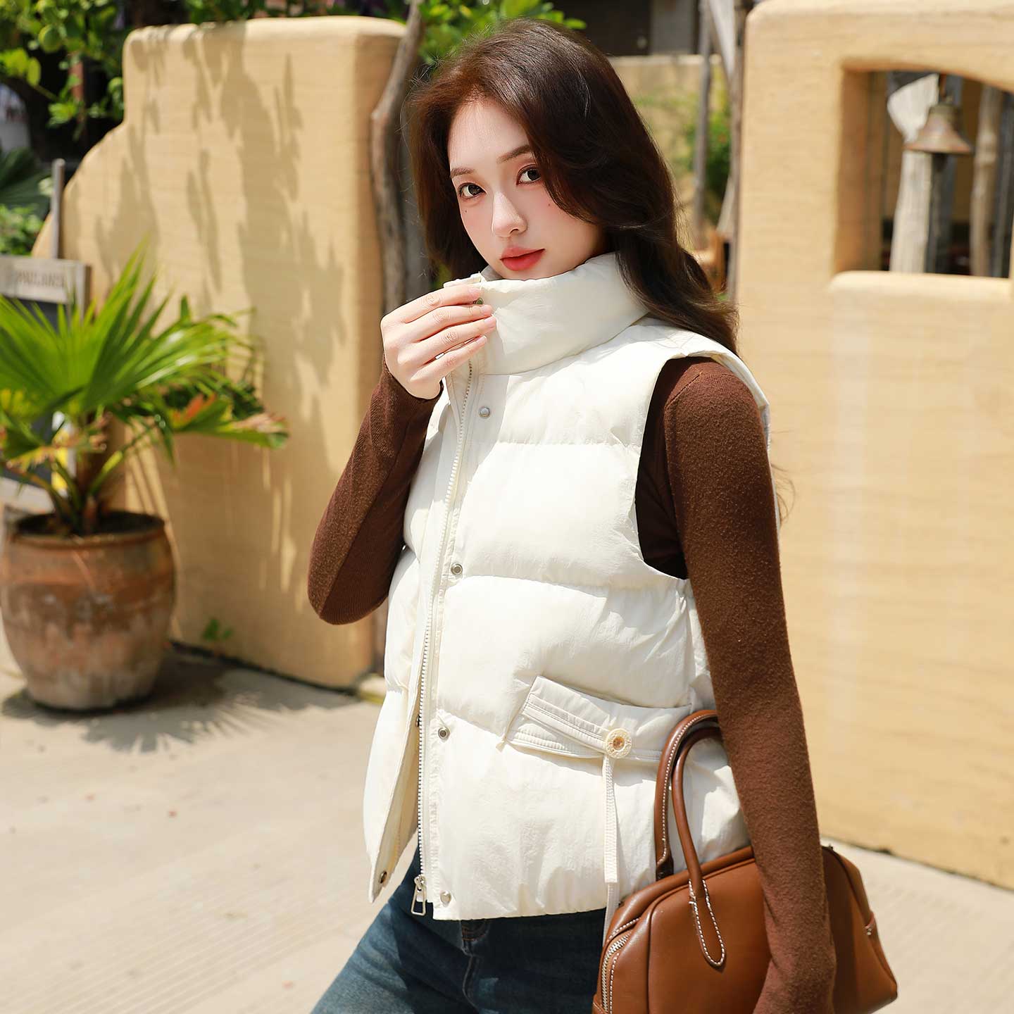 棉马甲女时髦洋气高端外套25冬季新款小个子白色加厚外穿棉坎肩