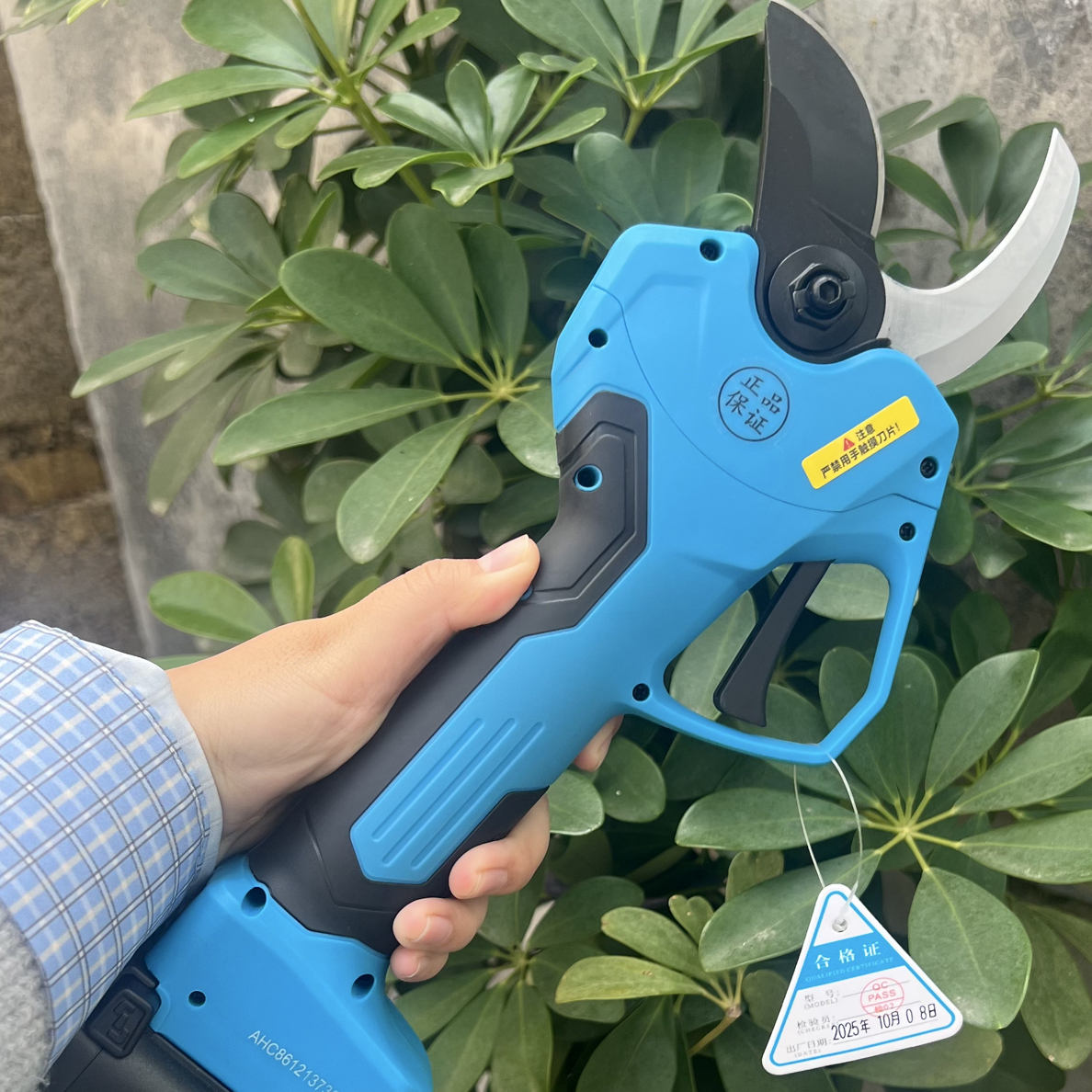 舒畅8612Pro超A开口7.3剪切直径5公分大容量双电正品电动修枝剪