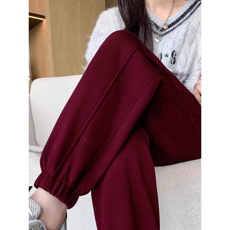 卫裤女秋冬2025新款酒红色加绒加厚外穿直筒百搭束脚运动裤子显瘦