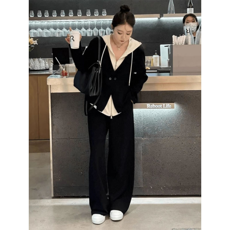 胖mm特大码300斤连帽上衣裤子两件套女春秋款宽松遮肉假两件套装2