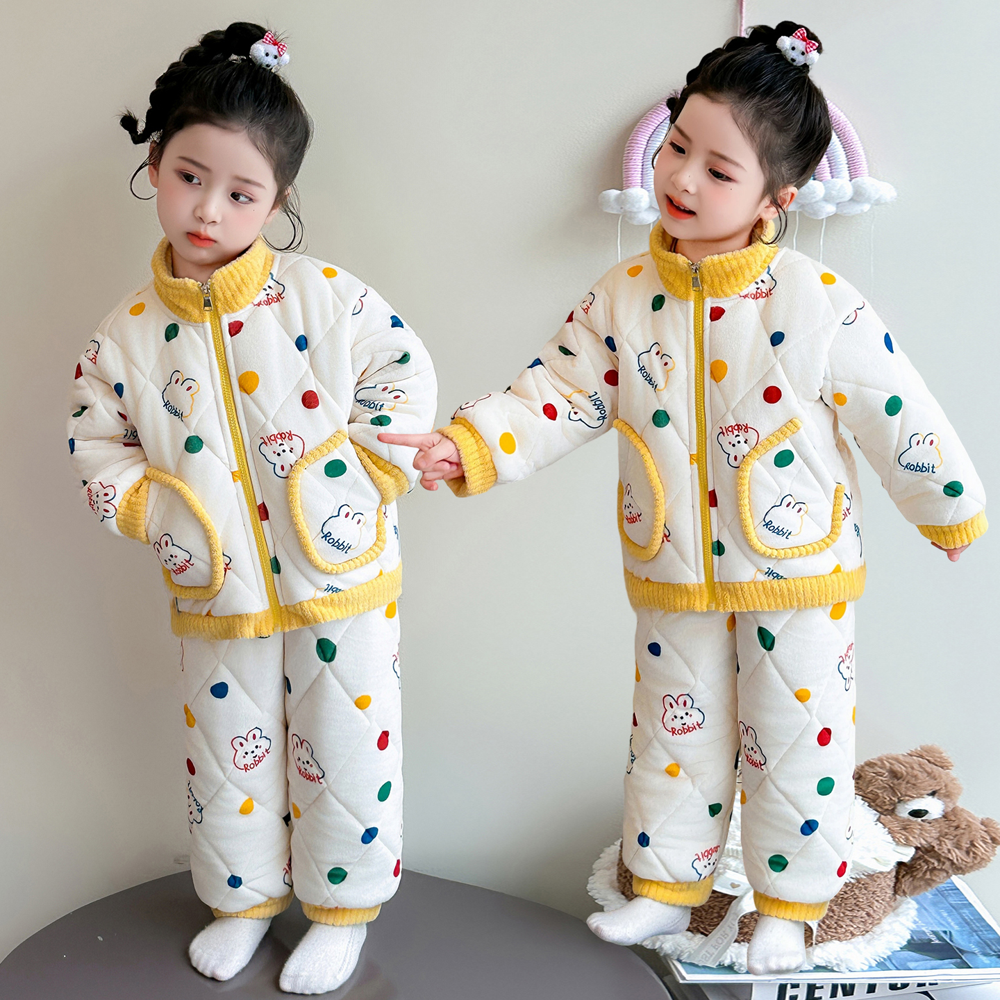 女童冬季卡通加绒套装2025新款小女孩三层加厚保暖家居服户外睡衣