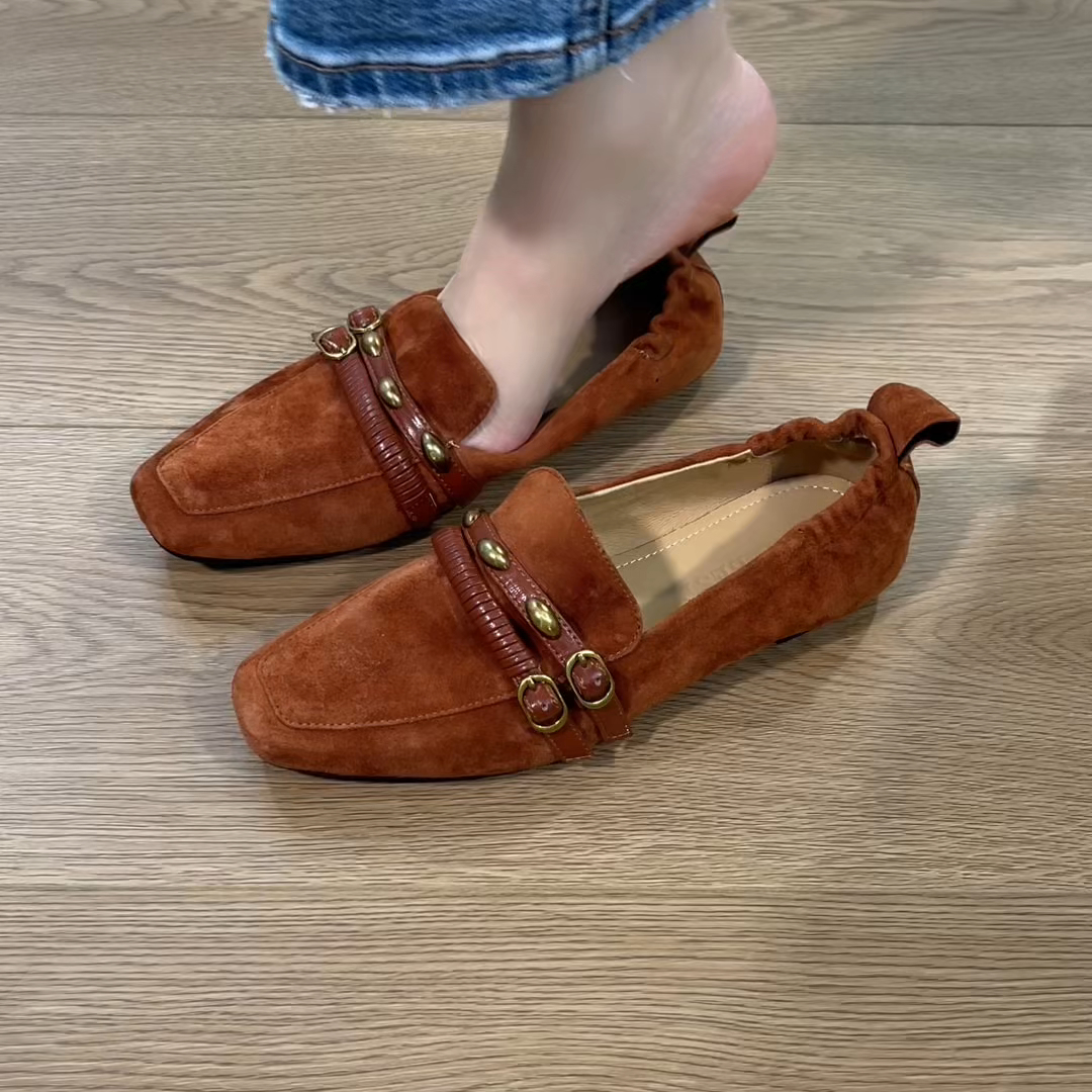 2025新款通勤小众设计浅口粗跟气质舒适单鞋休闲百搭真皮显白单鞋