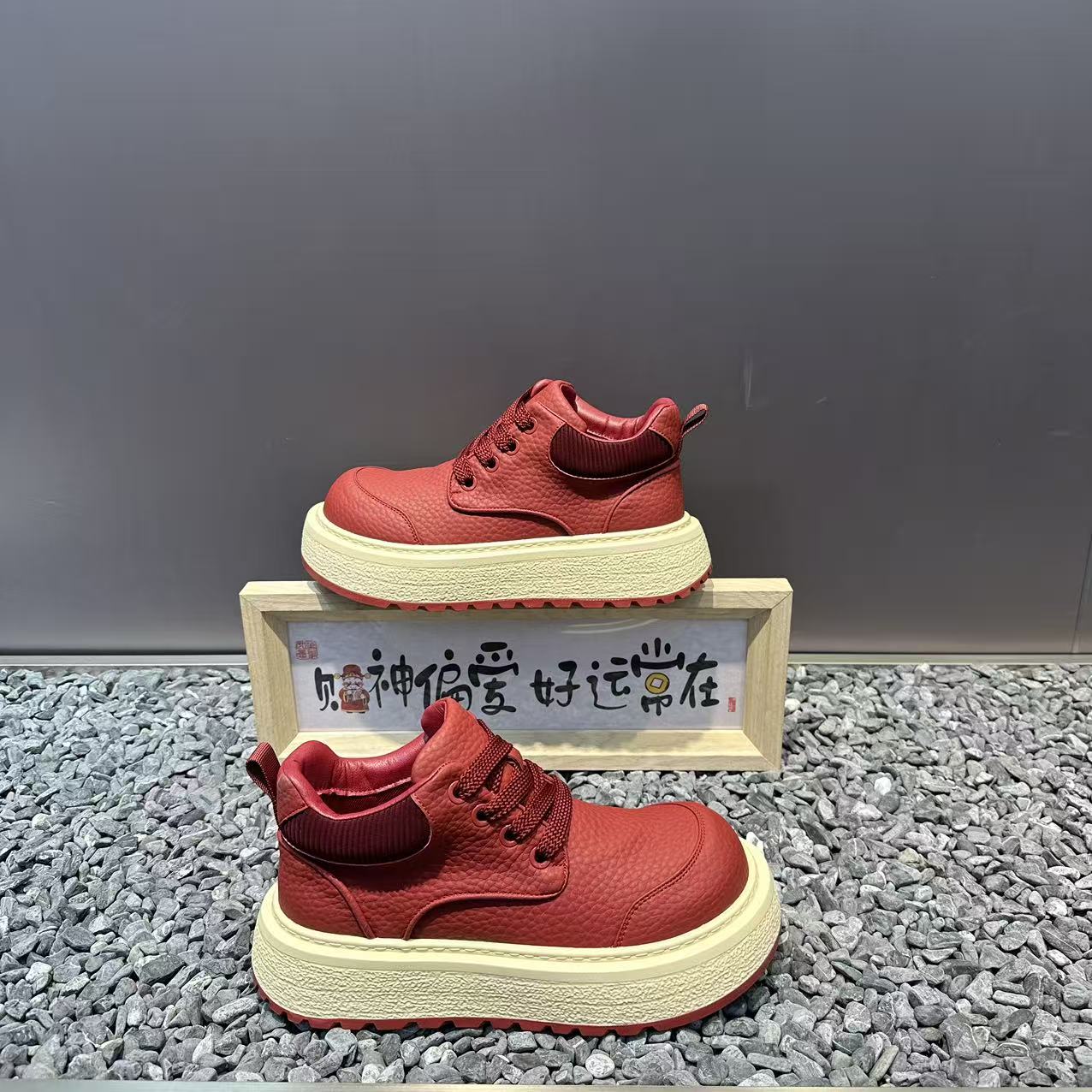 秋冬季新款加绒保暖皮面厚底休闲鞋时尚百搭时装靴舒适潮流男鞋