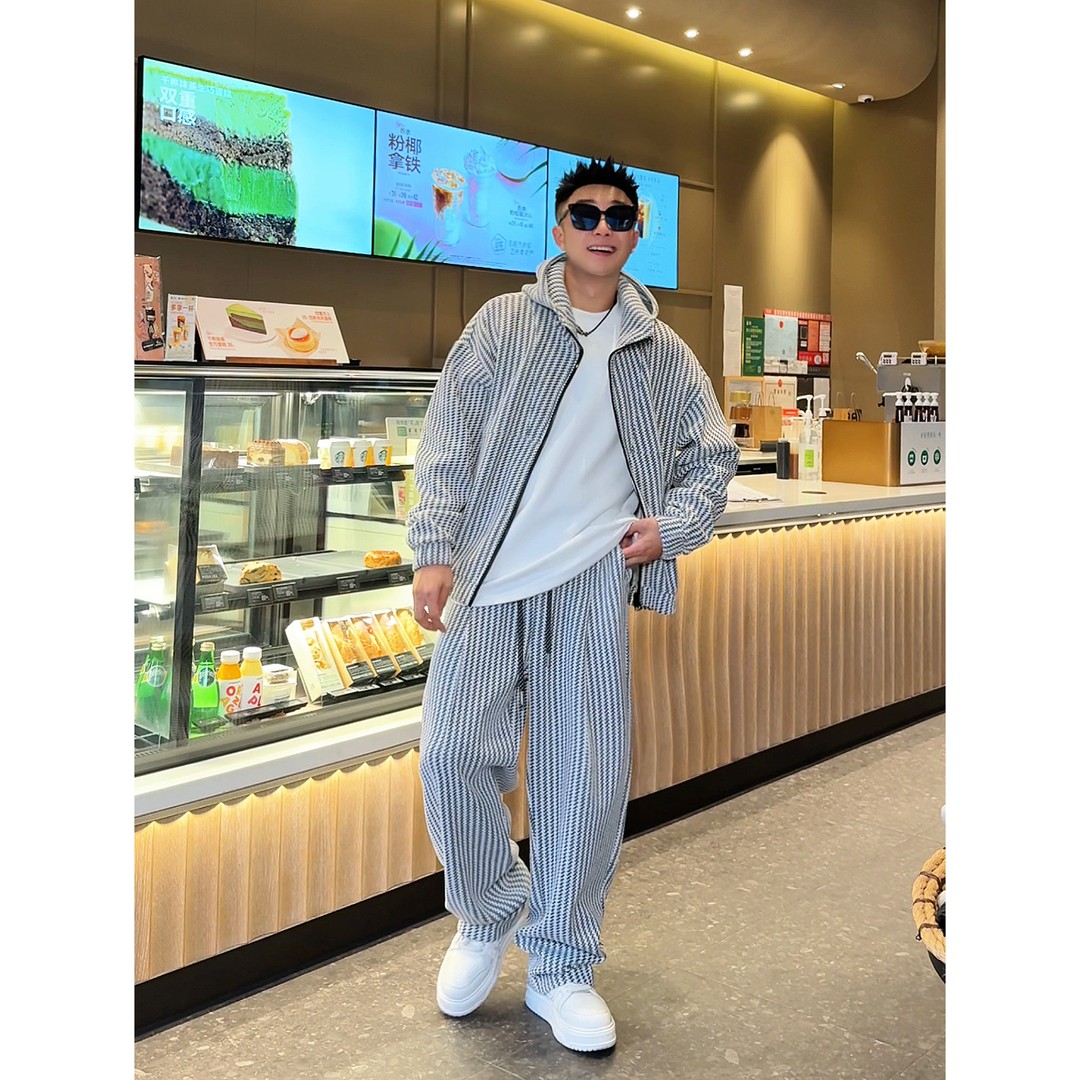 YULE语乐/90723/5891鱼骨纹休闲套装秋冬加绒加厚帽衫外套阔腿裤