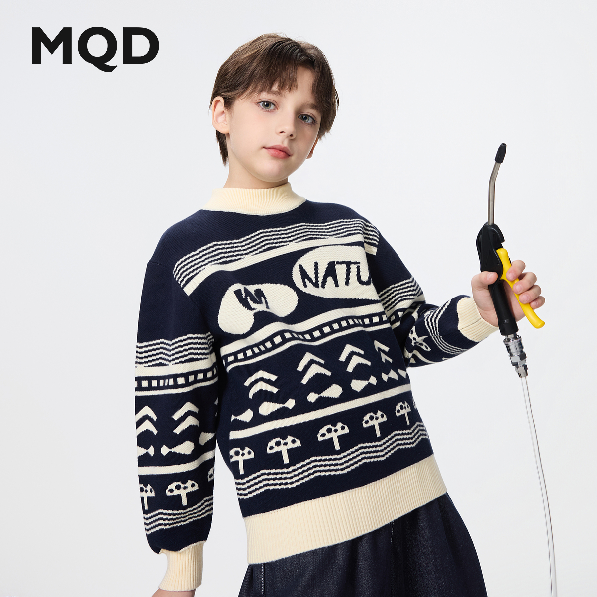 MQD男童25冬新款学院风费尔岛毛衣半高领保暖针织衫9654W0754