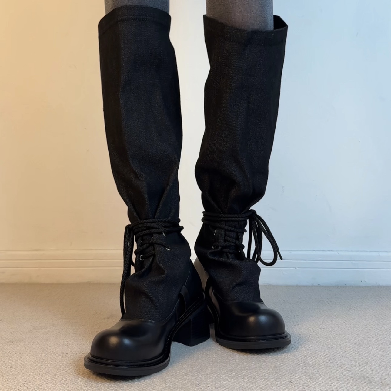 六也「翘头牛仔」时髦粗跟绑带宽筒拼接褶皱西部显瘦长靴女 L1054