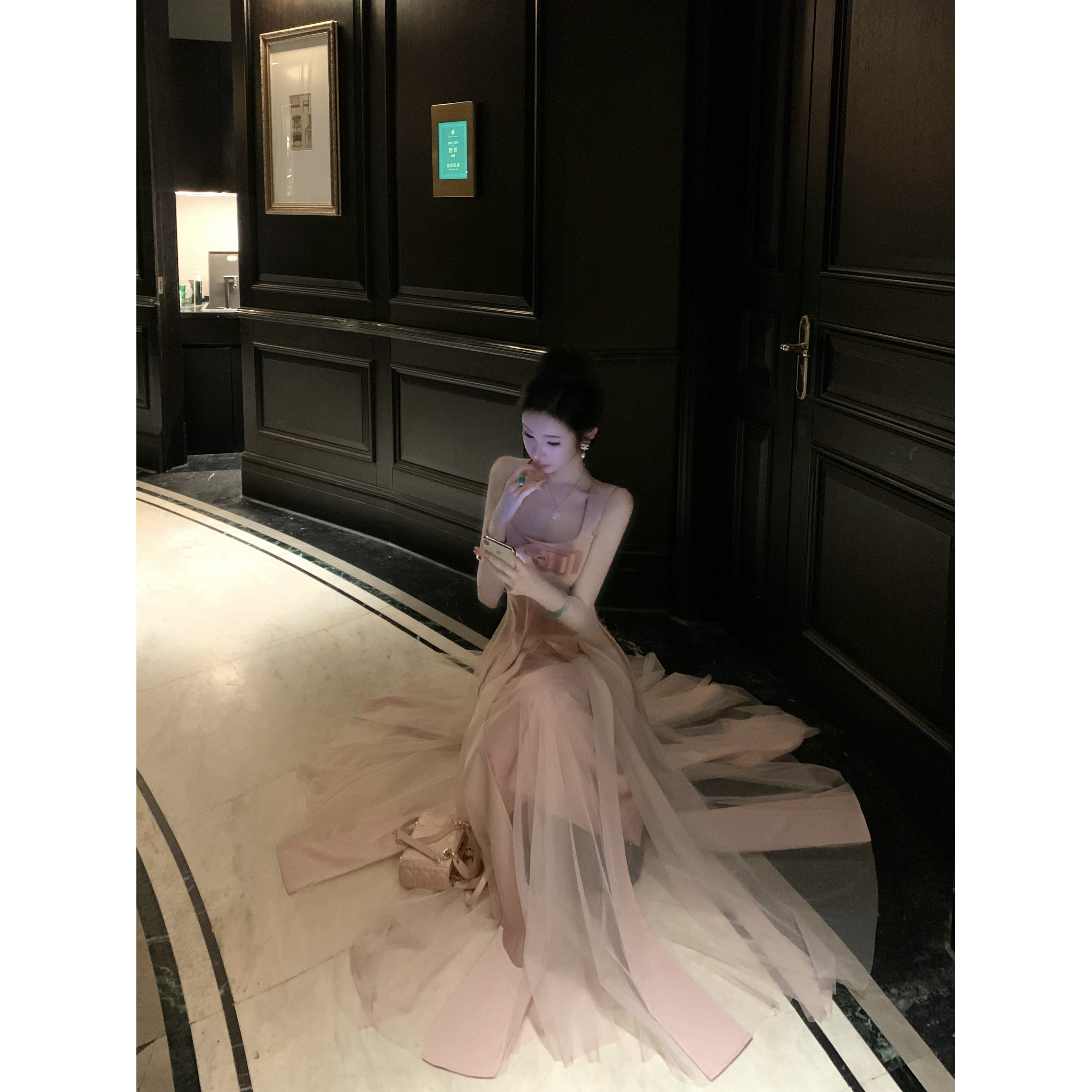 【雅乔定制】绽放 粉色蝴蝶结网纱拼接吊带连衣裙DYLL-25056777