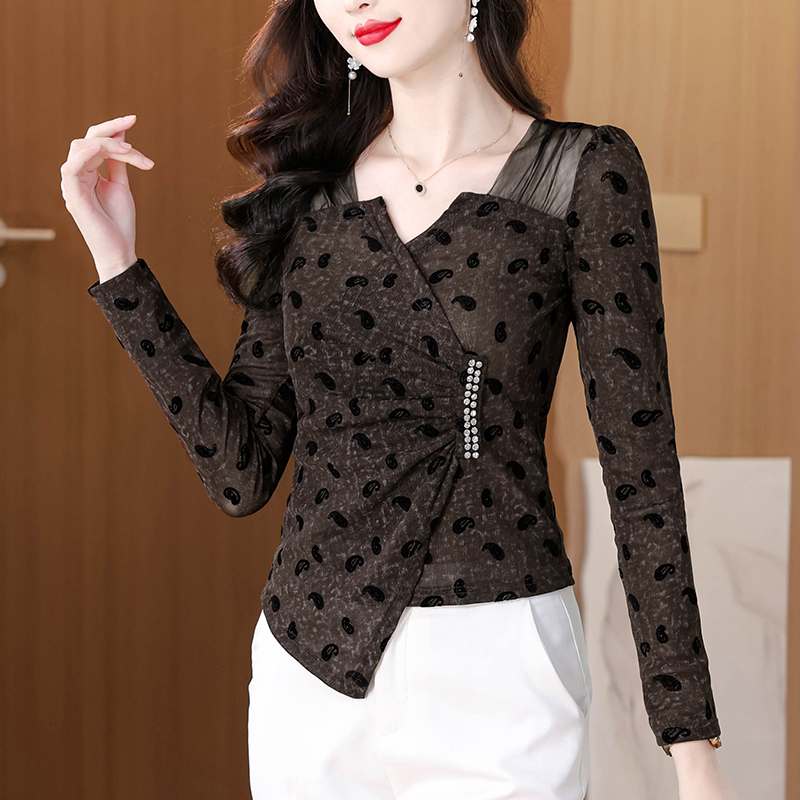 2025秋季新款重工钉钻拼接网纱露肩不规则收腰显瘦打底衫女装长袖