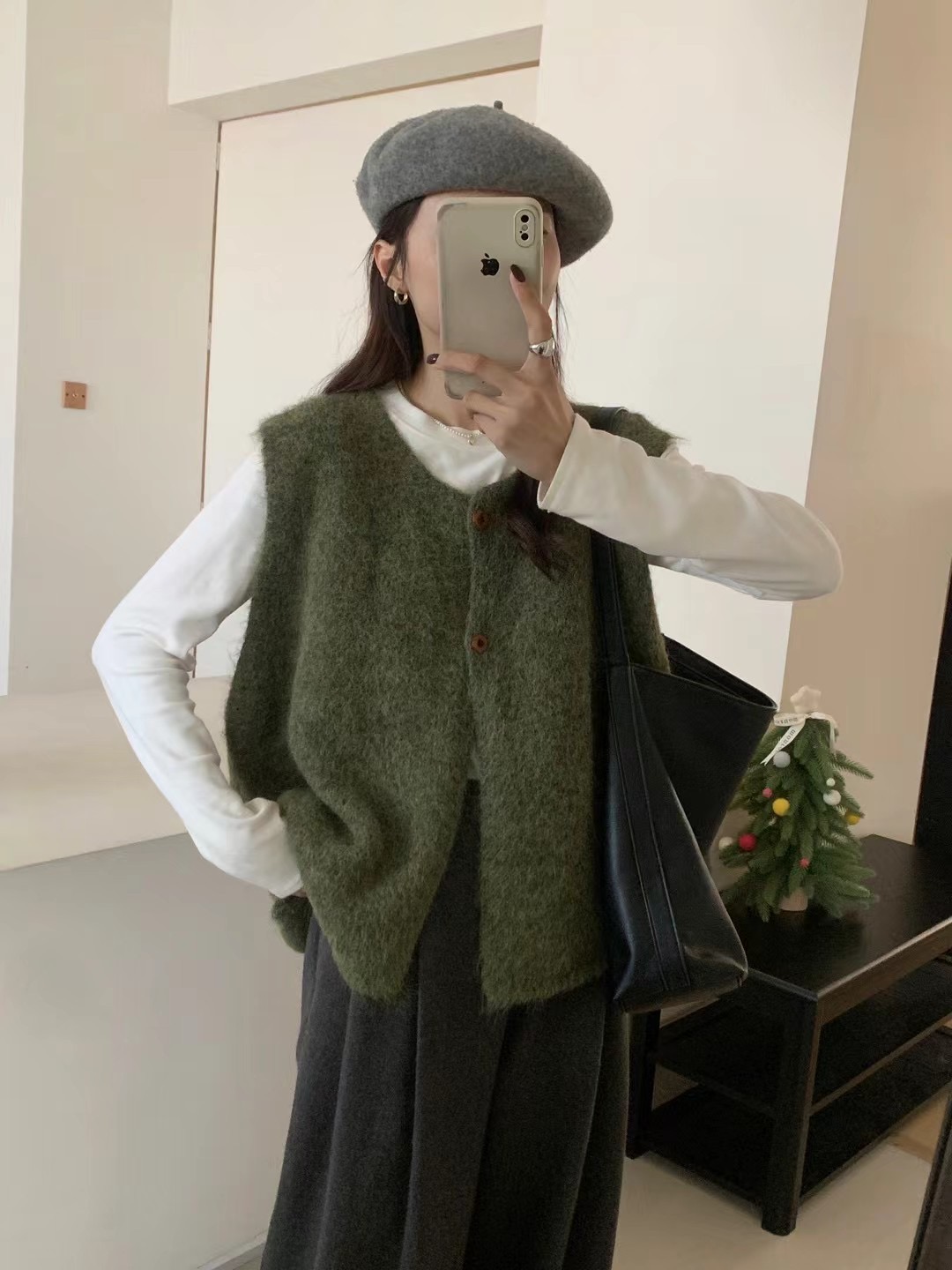 韩系简约百搭软糯慵懒风毛衣马甲女2025秋冬新款宽松叠穿针织背心