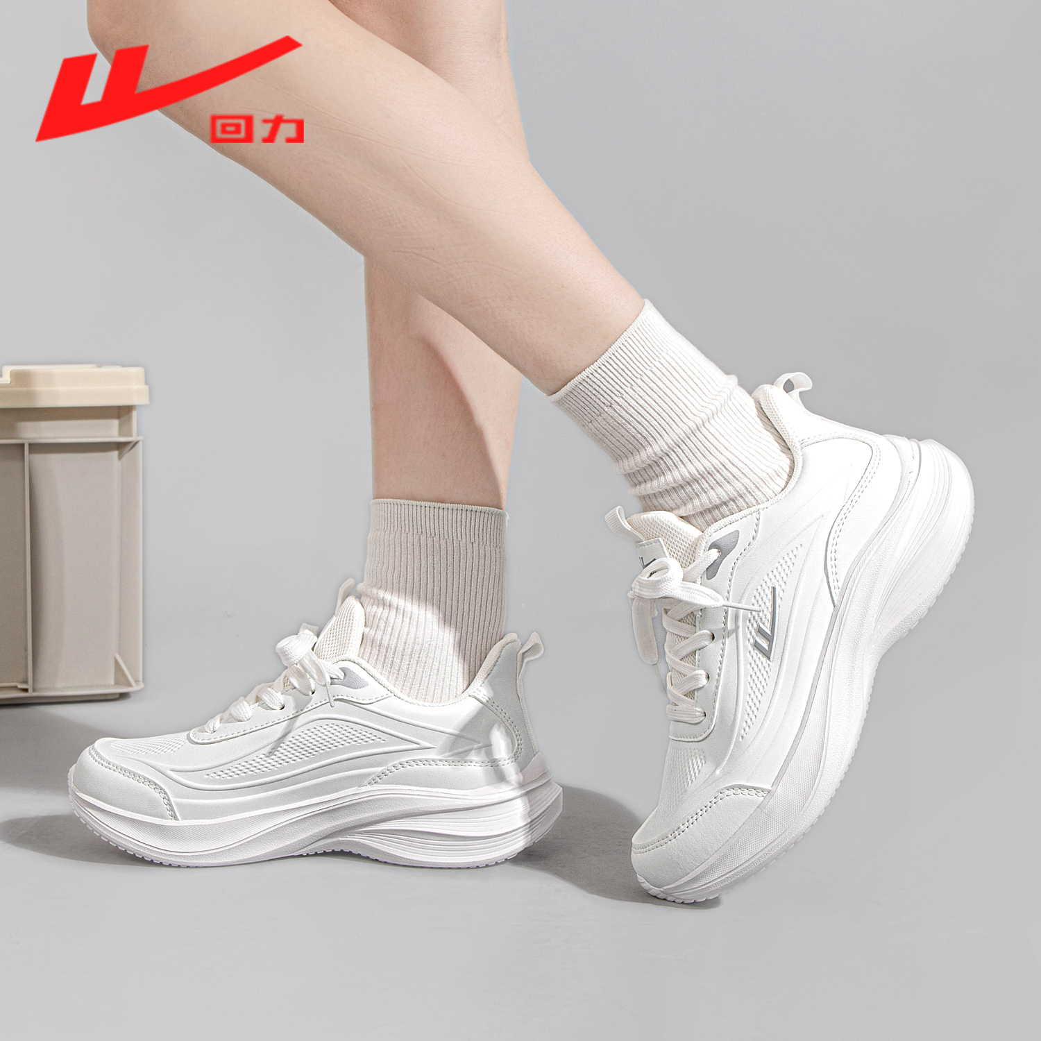 回力减震运动鞋2026新款秋季女士休闲轻便透气老爹鞋厚底百搭跑鞋