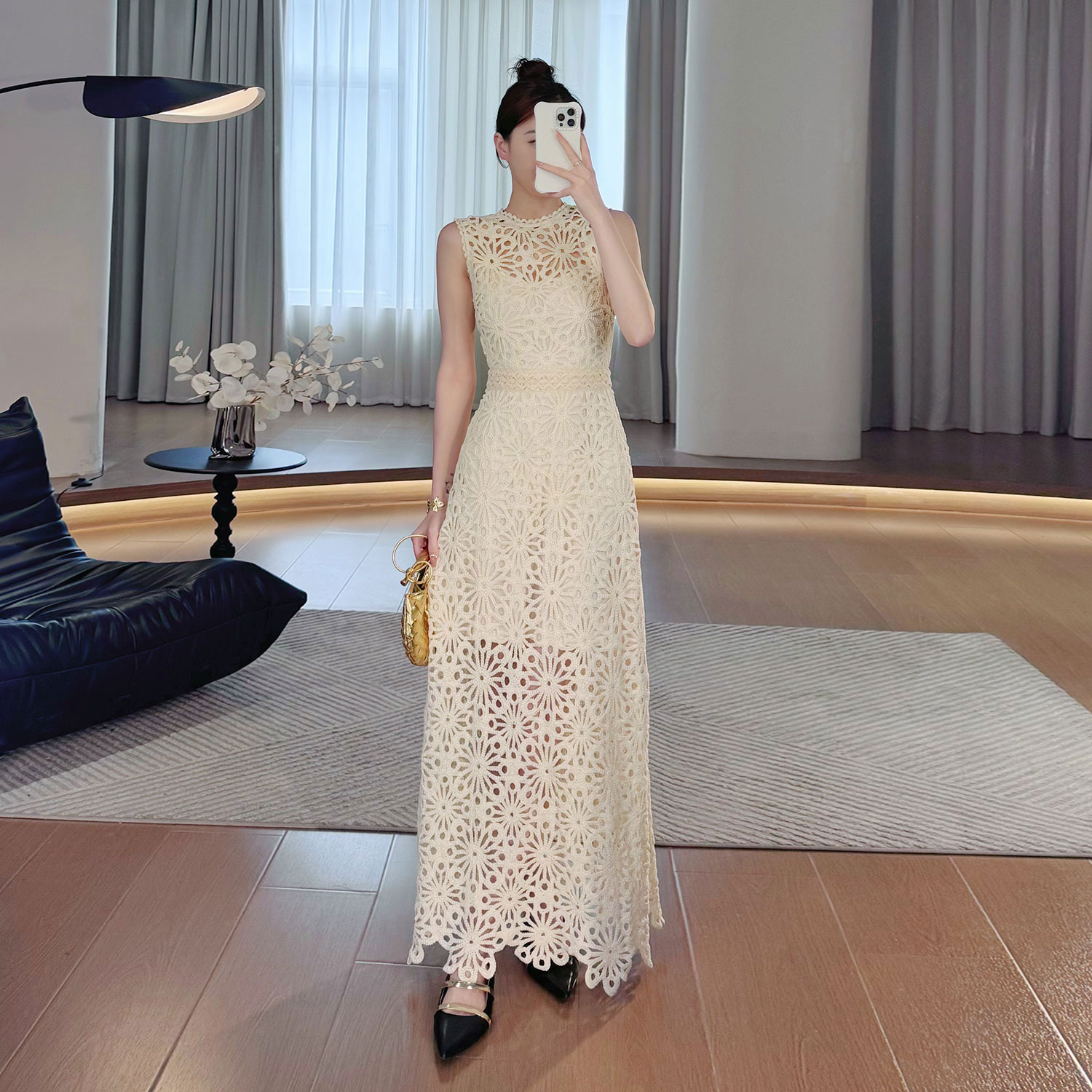 现货【浪漫物语】蕾丝收腰连衣裙镂空显瘦时尚夏季无袖LZ2124