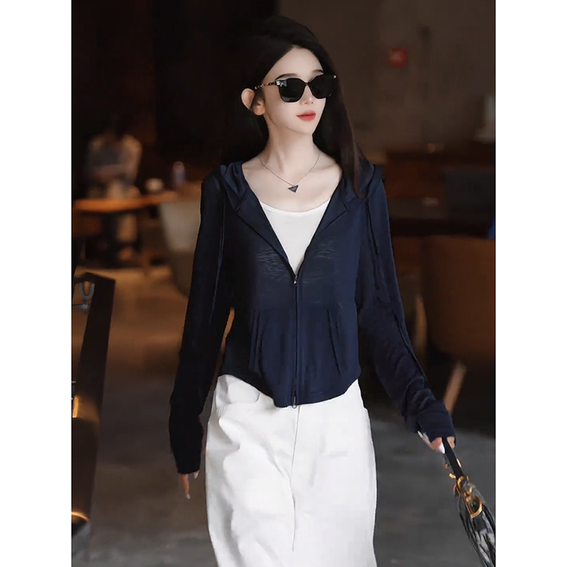 韩系穿搭薄款短款长袖防晒连帽短外套女士夏季小个子巨好看的上衣
