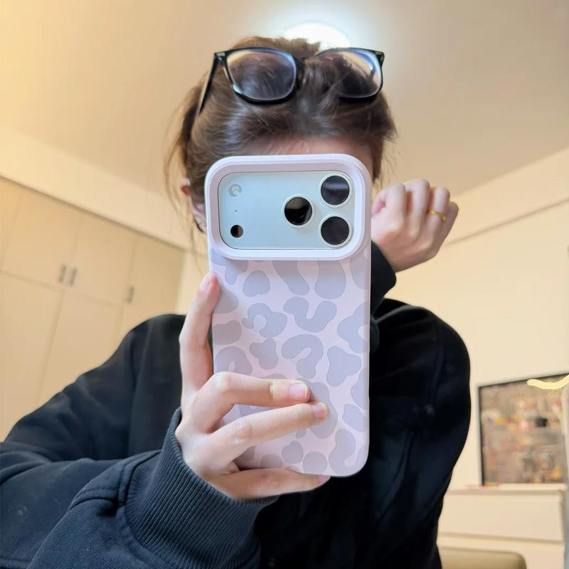 粉灰豹纹适用苹果17Promax/16Pro手机壳iPhone15创意14软胶13防摔