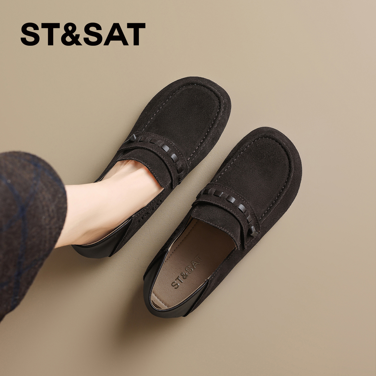 星期六平底勃肯鞋女2026爆款春季软底复古乐福鞋真皮一脚蹬豆豆鞋