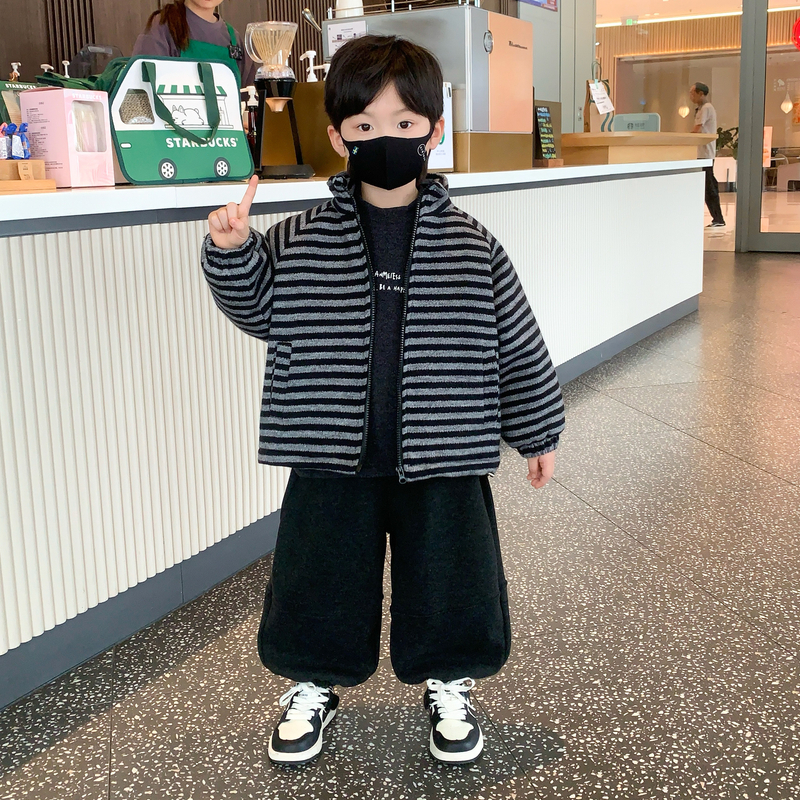 儿童夹棉套装2025新款男童加厚棉衣外套韩范小男孩棉服冬装三件套