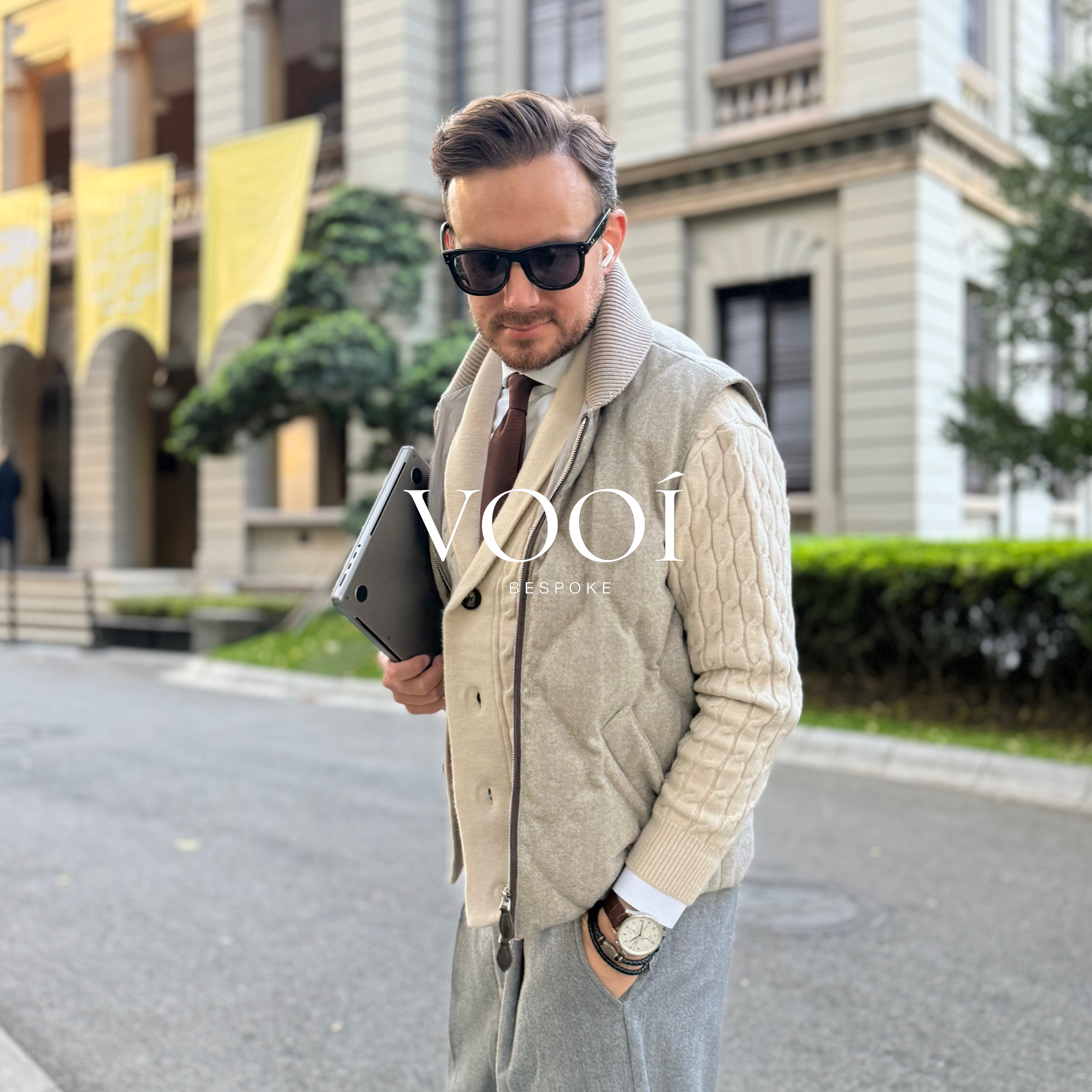 VOOÍ 绅士男人马甲高级米色2025秋冬系列