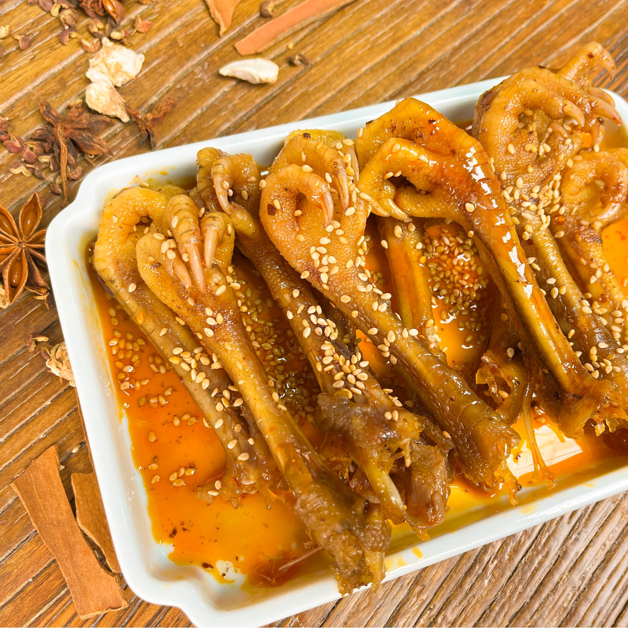 喂！小柒土鸡爪酱辣酱香小笨鸡爪老母鸡非肉鸡卤味下酒零食鲤鱼
