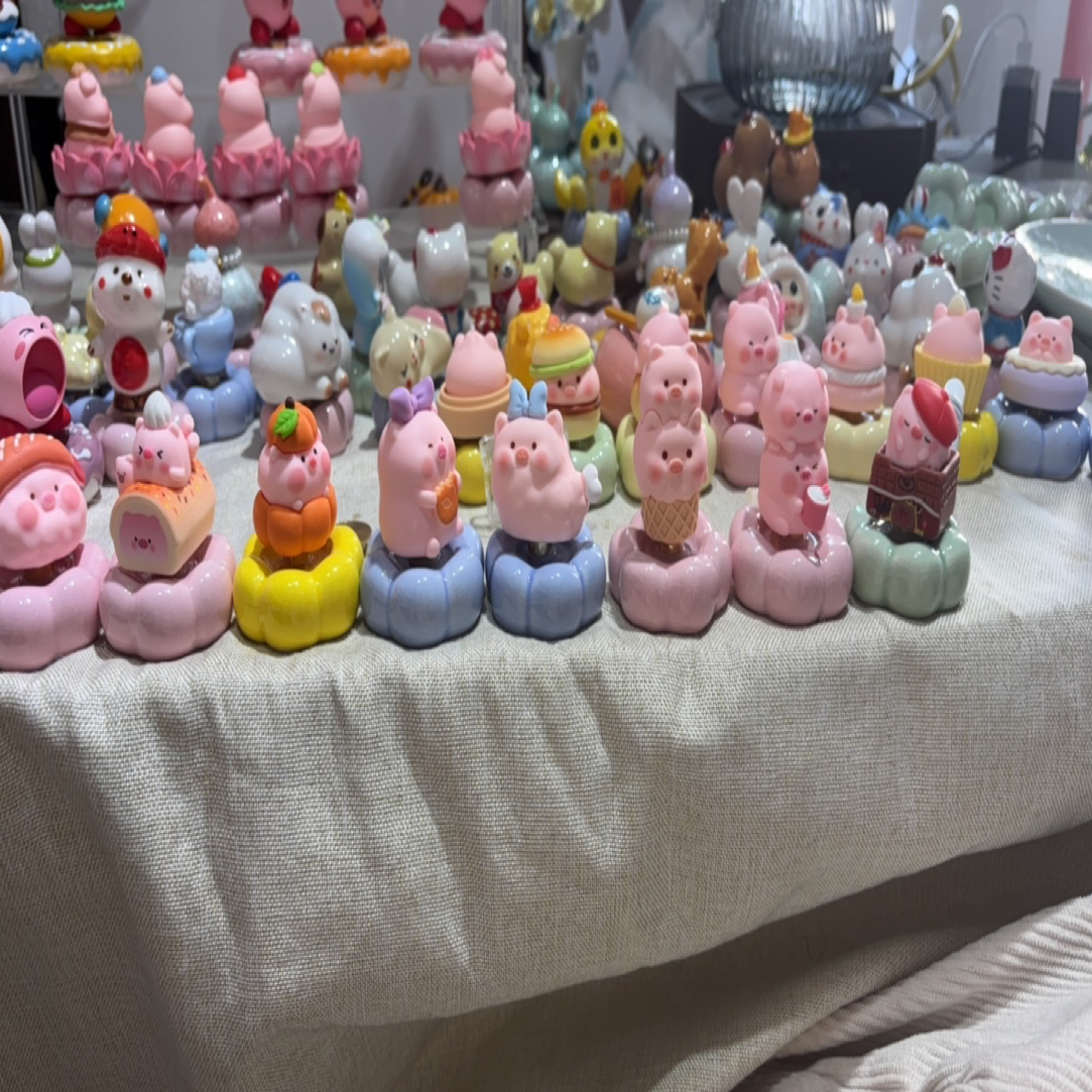 景德镇转转可爱治愈解压装饰品办公室桌面创意小猪猪摆件送人礼物