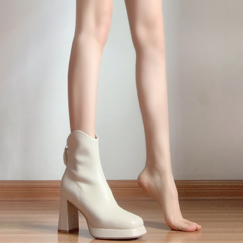 牛皮版~白色瘦瘦马丁靴炸街小短靴粗跟高跟防水台秋冬切尔西靴女