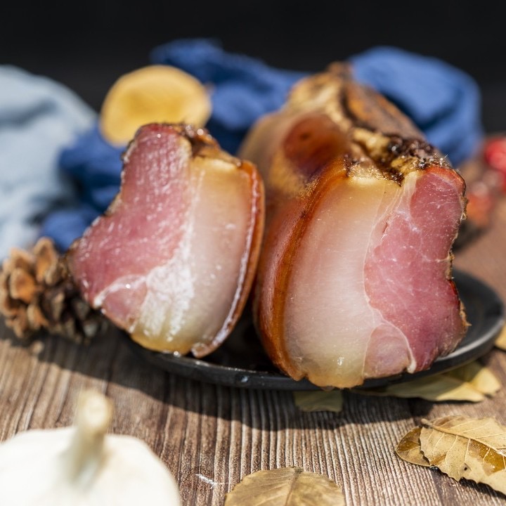 云南昭通农家土猪腊肉  传统手工制作  咸度适中  无添加