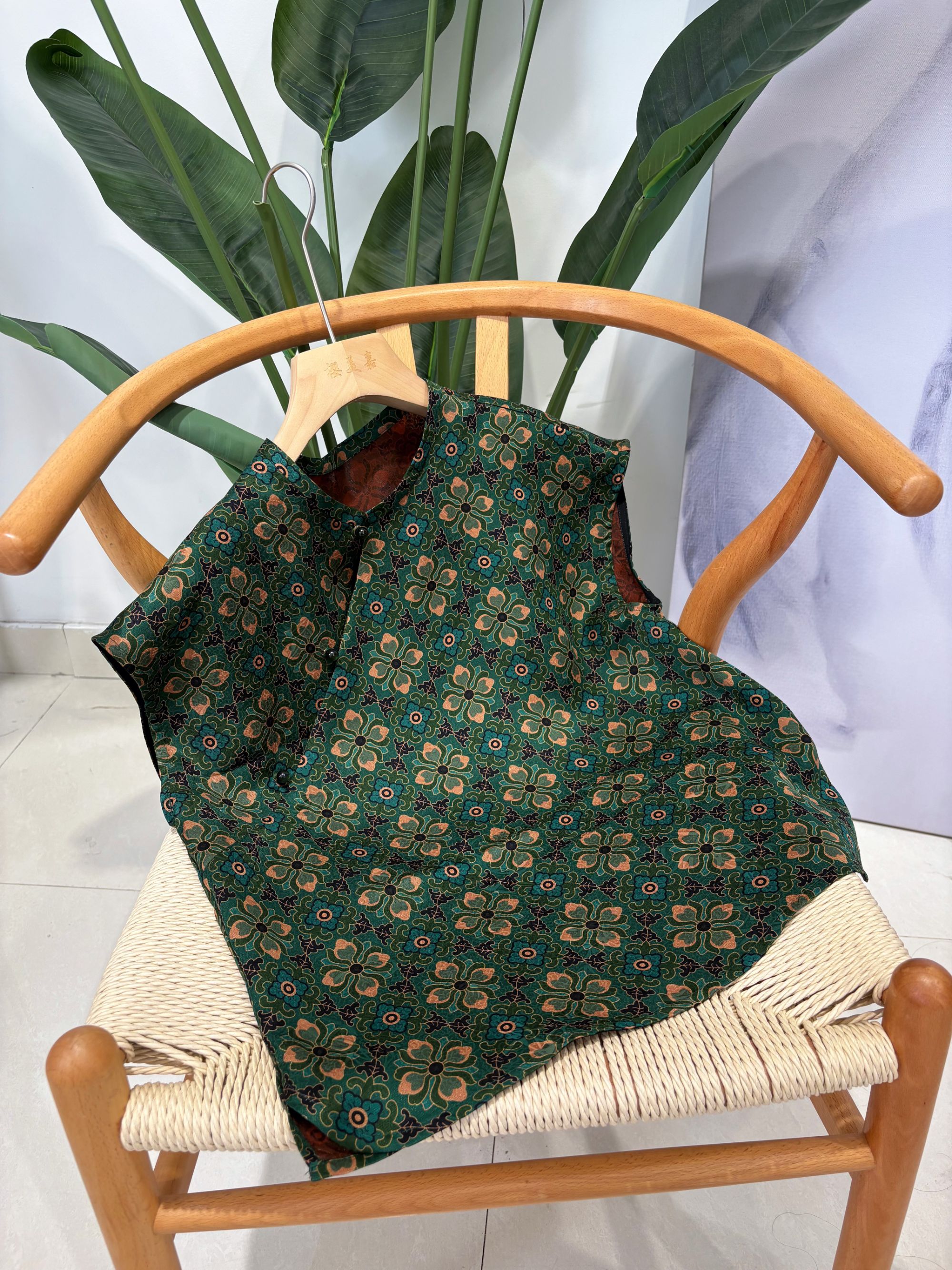 DY2775樱美嘉100桑蚕丝真丝圆斜襟盘扣落肩袖衬衫新中式绿色