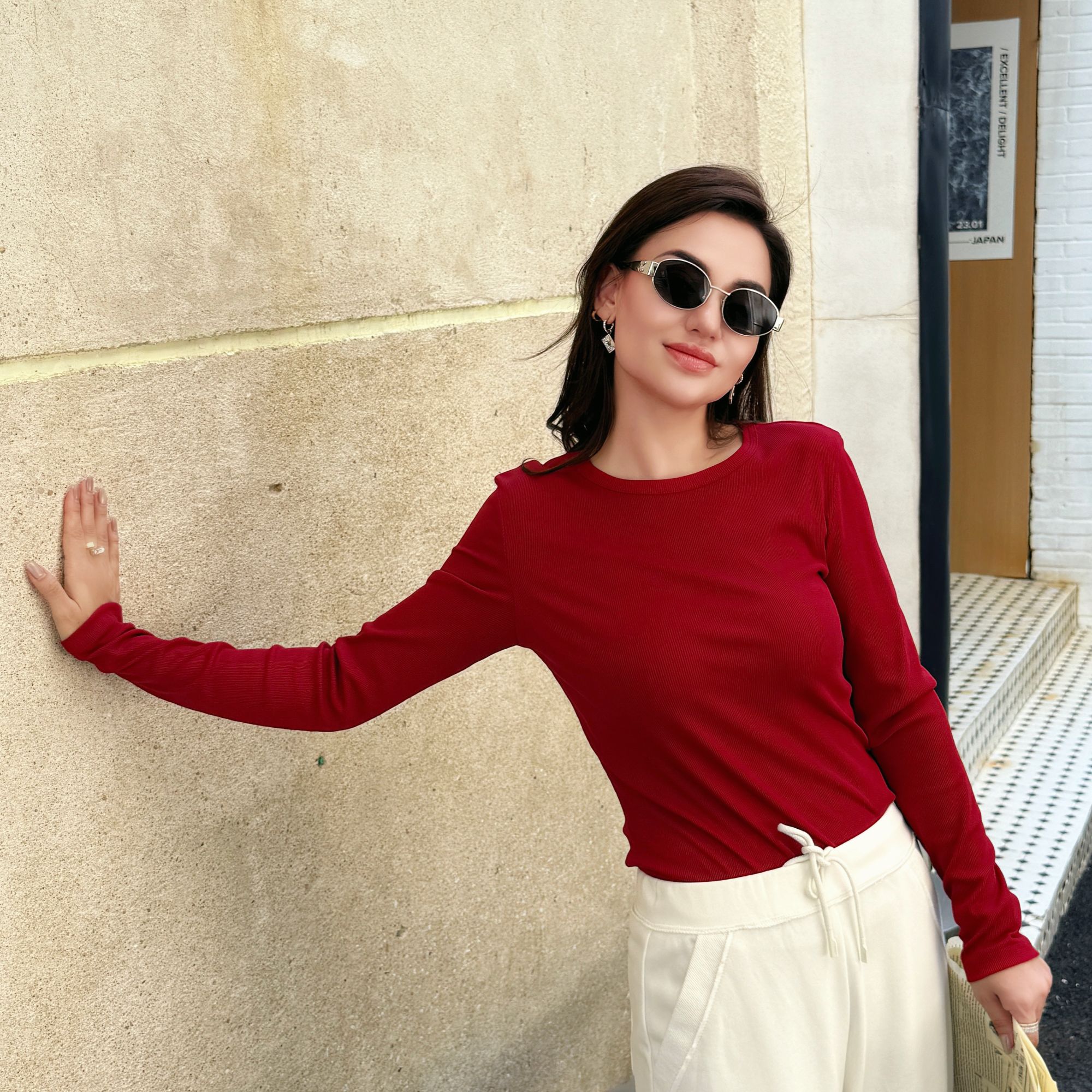 MUBINE 爆款简约大气百搭圆领紧身薄款体恤 24231