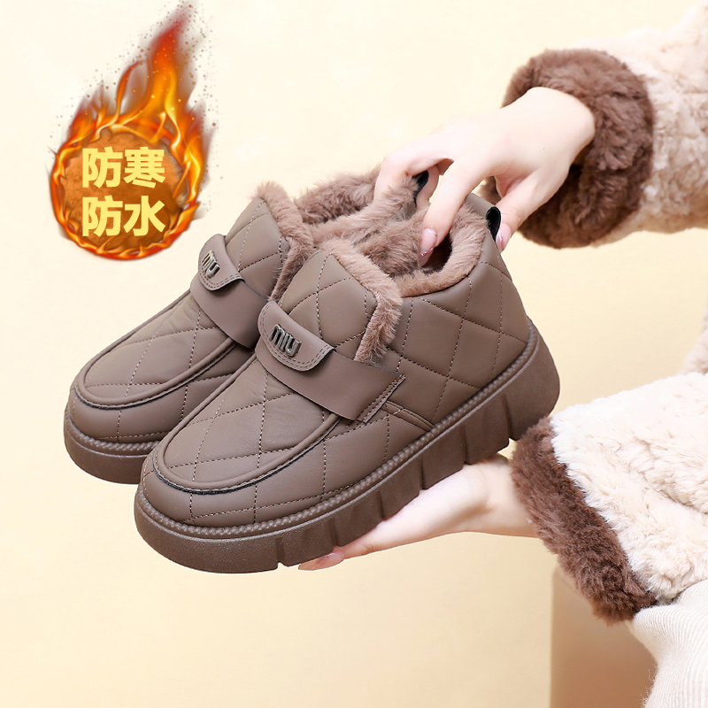 2025冬加绒加厚雪地靴高帮女棉靴老北京厚底防滑软底妈妈保暖棉靴