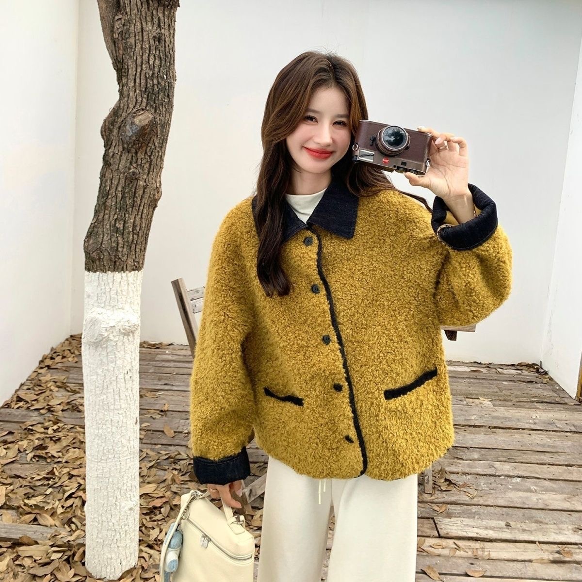 【新款+运费险】撞色拼接翻领仿皮毛一体加厚外套冬季时尚百搭RO538