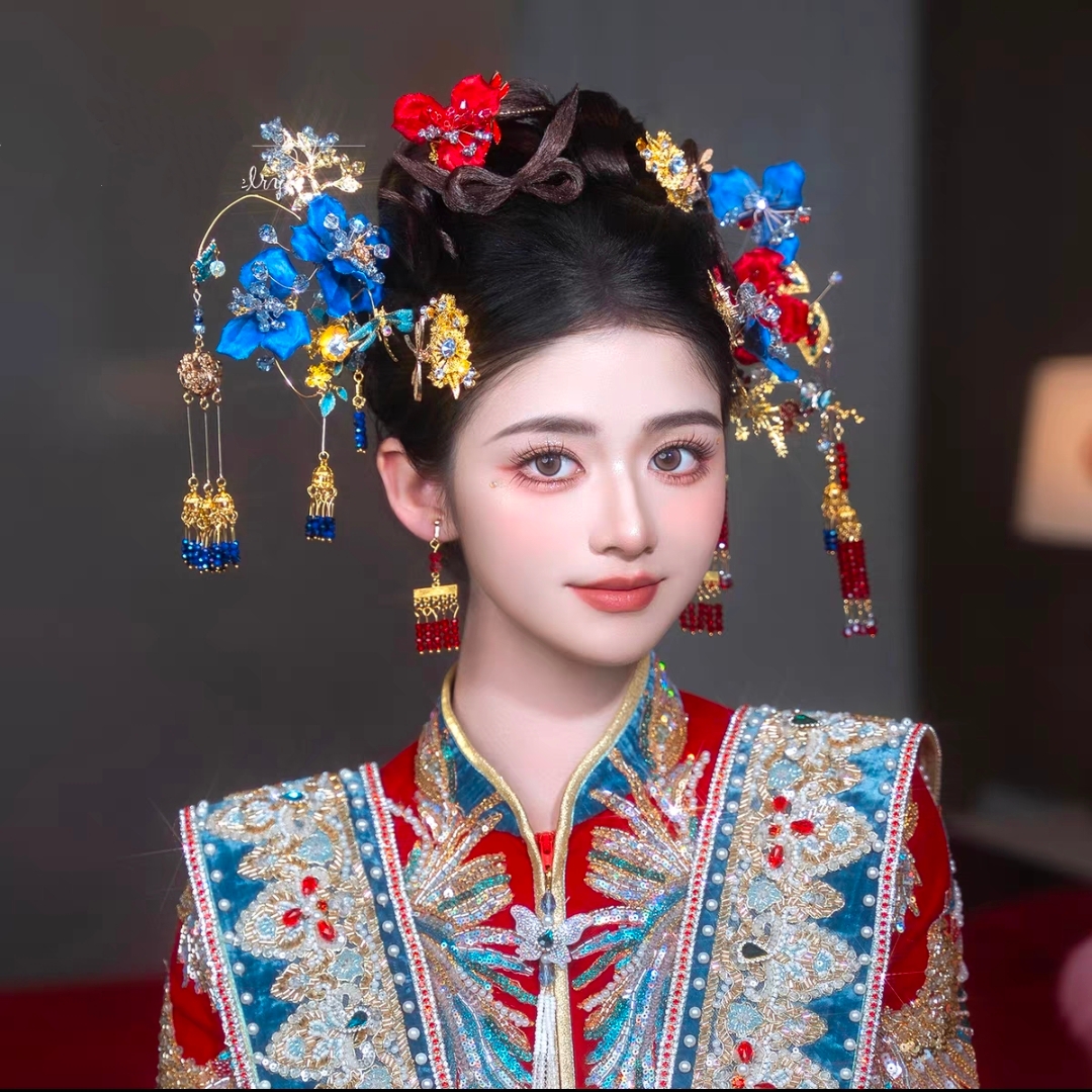 z8388中式婚礼手工串珠绒花秀禾古风新娘头饰