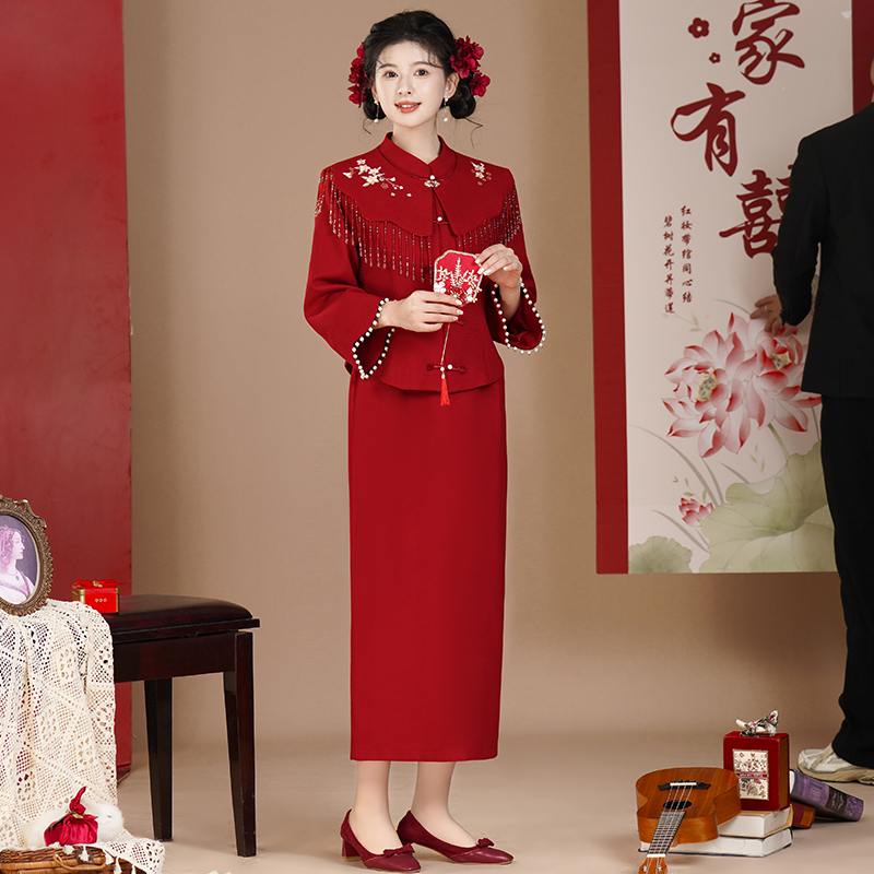 新中式国风女装喜庆婚宴立领盘扣重工刺绣上衣流苏云肩半身裙套装