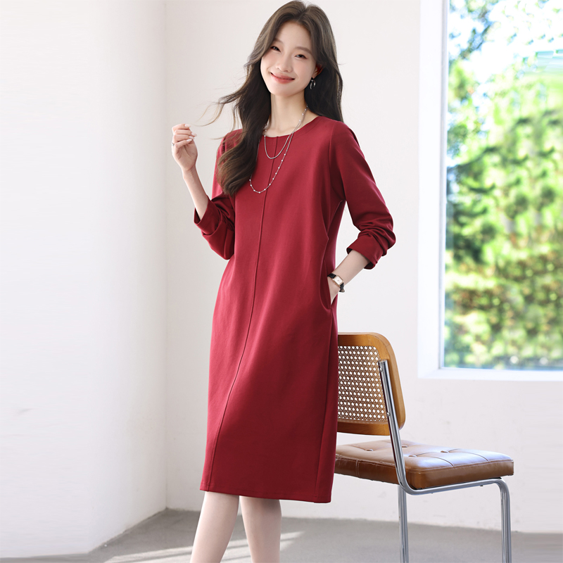 轻熟风洋气长袖连衣裙女2025春秋新款妈妈宽松遮肉阔太太中长裙子