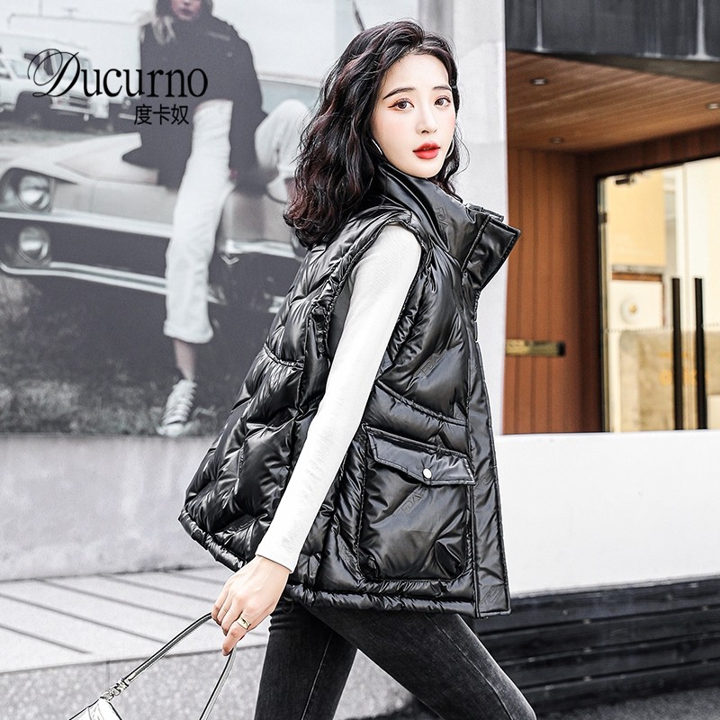 2025秋冬新款亮面短款羽绒服马甲女小个子马夹短外套大气保暖外套