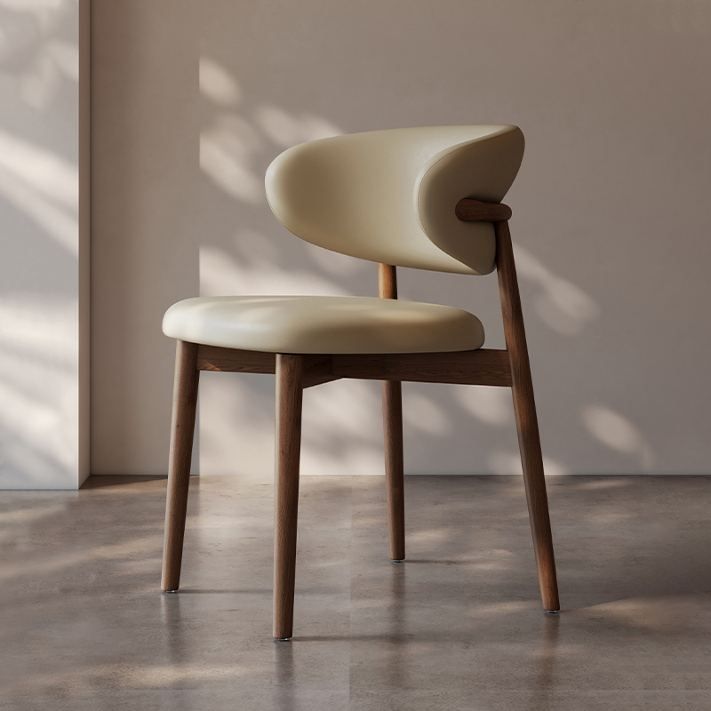 奶油风实木餐椅家用复古椅子意式轻奢设计师餐桌靠背2024新款