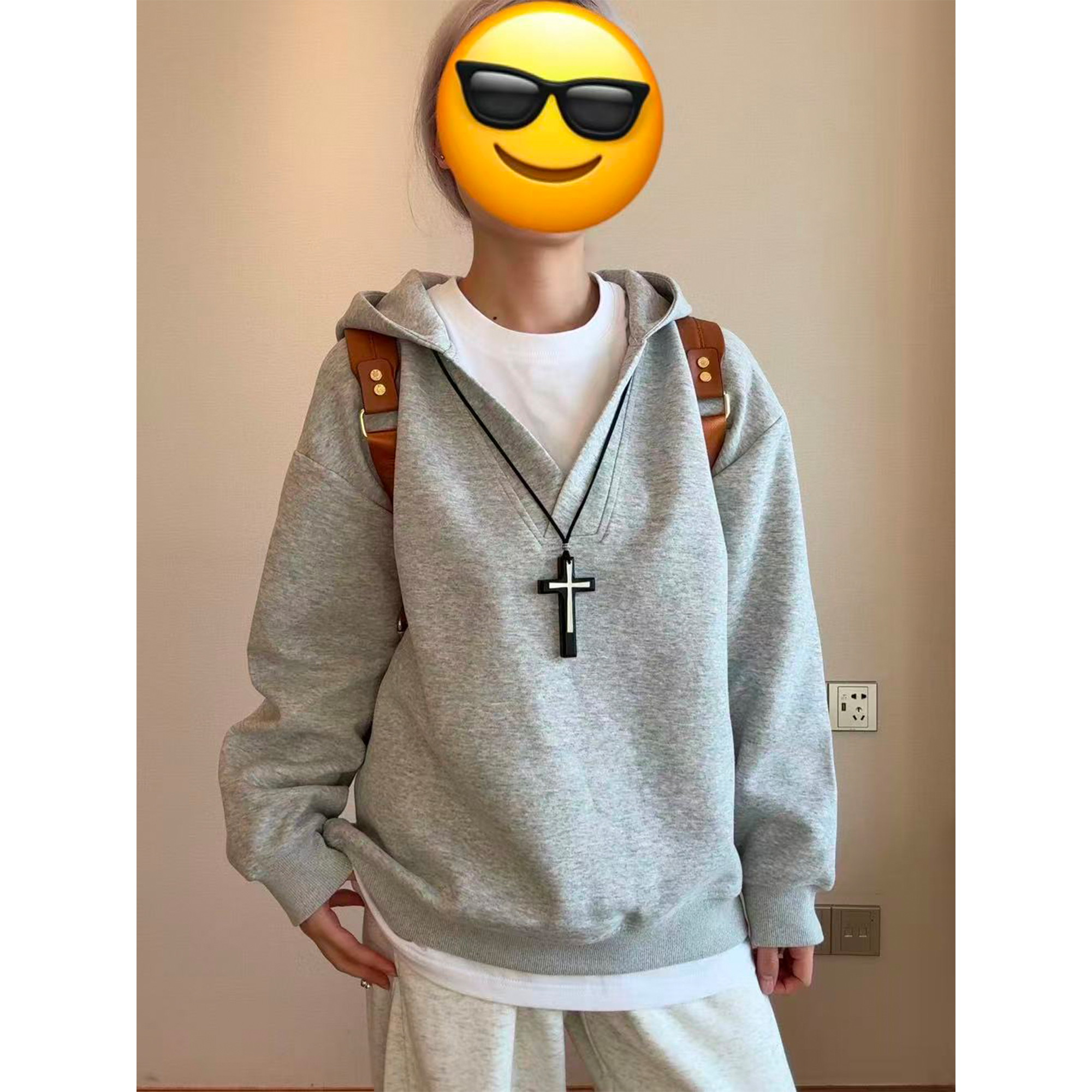 美式设计感浅灰色假两件v领连帽卫衣男2025秋季重磅情侣休闲外套