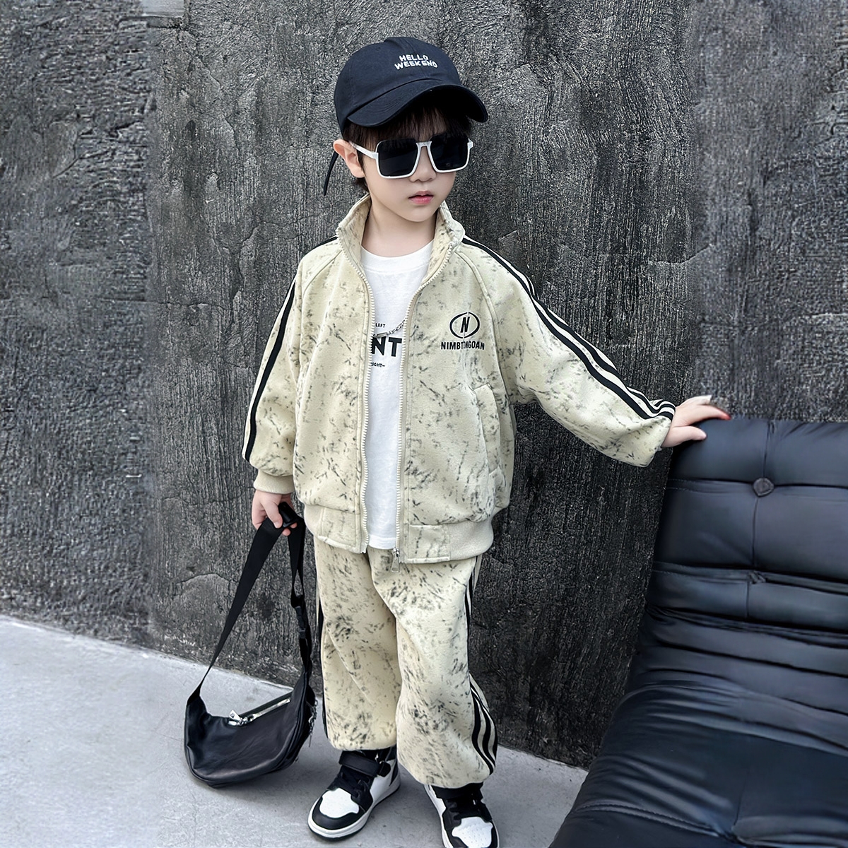 男童套装春秋款新款韩版时髦男孩帅气撞色酷飒中小童运动开衫外套