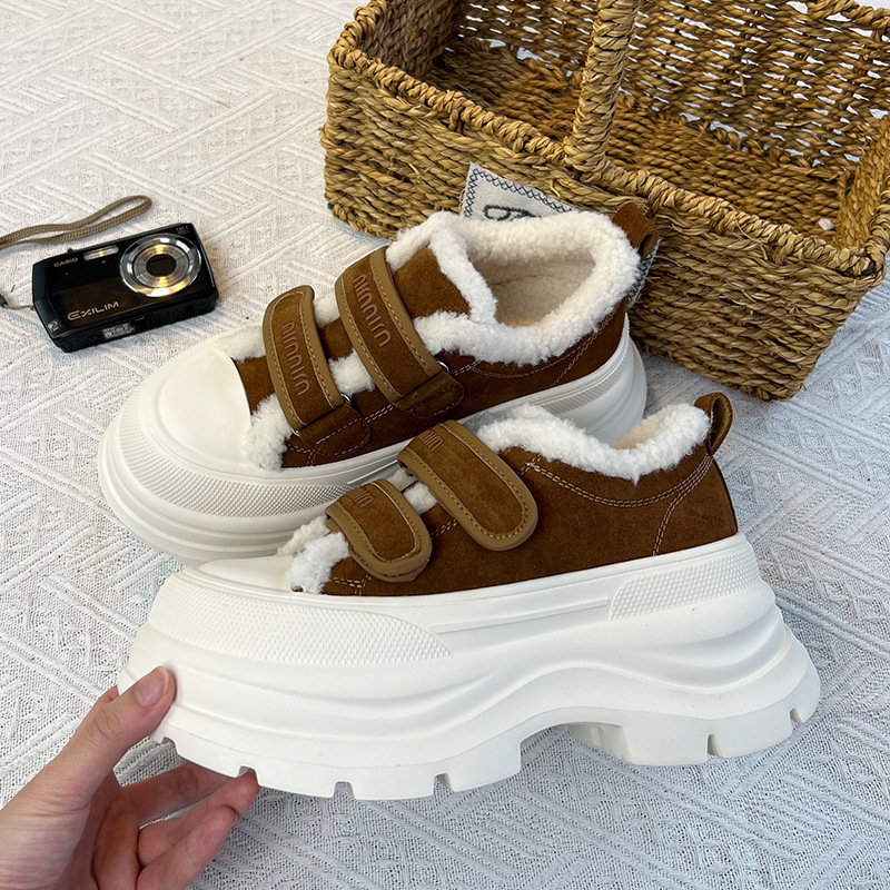 【增高5CM】发泡底乌拉草加绒小白鞋女冬新款厚底保暖女鞋百搭防滑