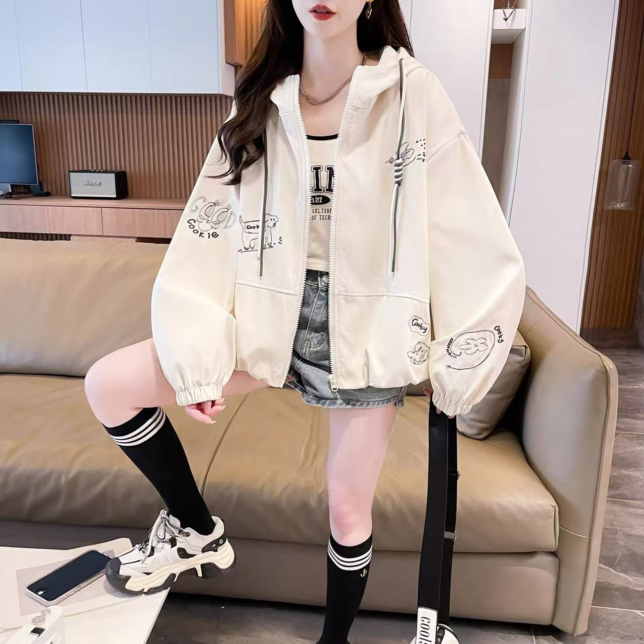 设计感休闲外套女春秋季少女夹克2025新款初高中学生大童可爱上衣