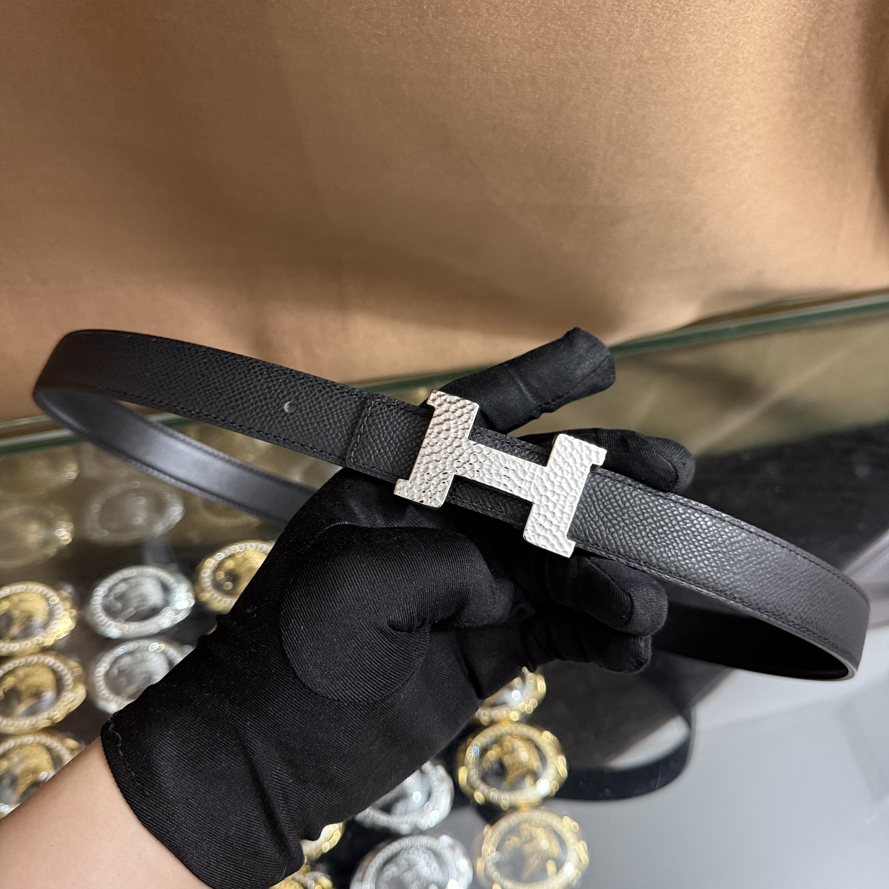 新款女士高档皮带休闲工字扣H扣牛皮腰带潮流时尚休闲百搭韩装饰