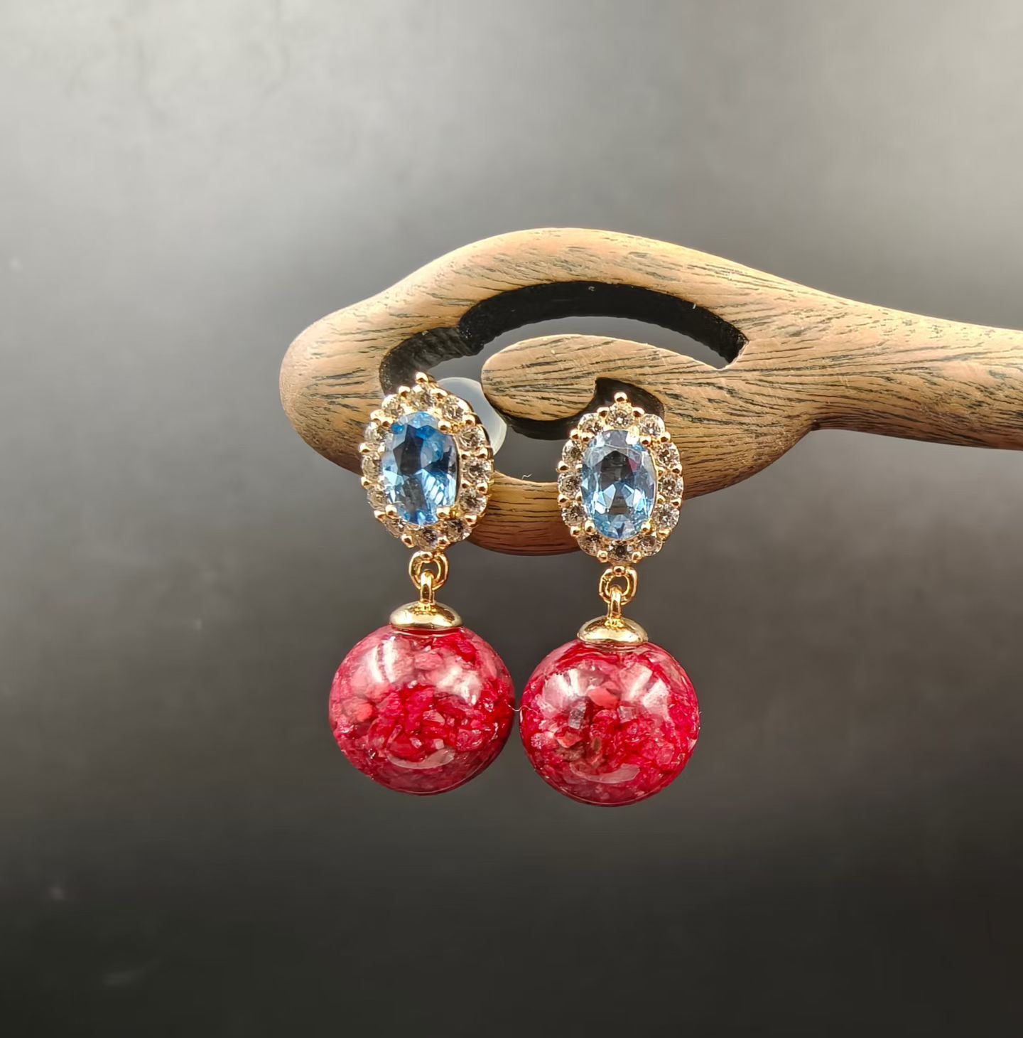 含辰砂工艺品含辰砂忠義福堂朱砂晶体砂耳环