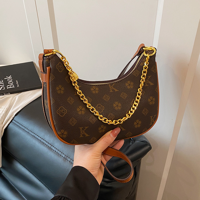 高级感包包腋下包女新款复古印花月牙包链条腋下单肩包斜跨包女