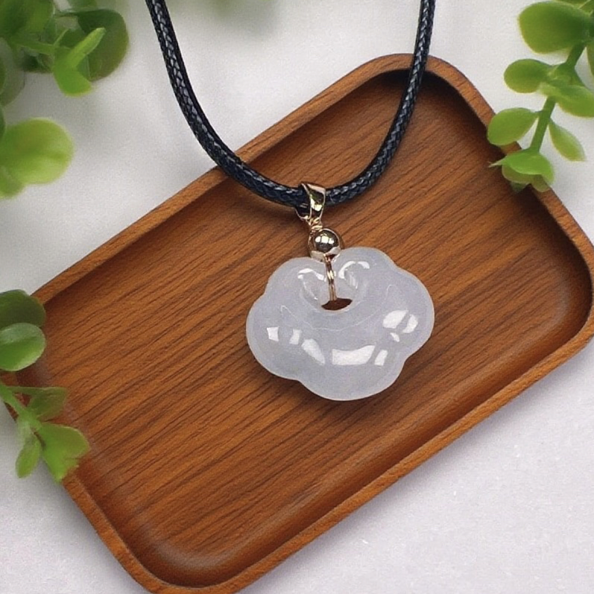 天然翡翠A货    精品祥云迷你如意锁 气质时尚百搭