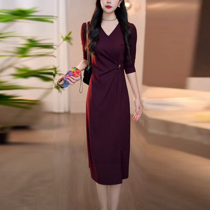 棉感软精纺轻奢女装2025秋季新款时尚修身显瘦气质中长款连衣裙子