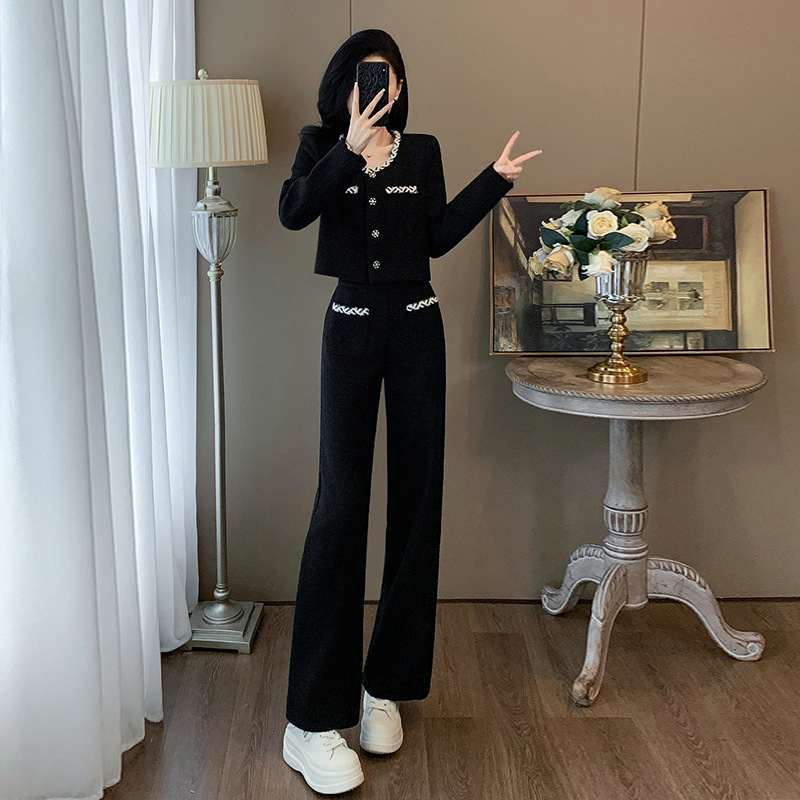 高级感黑色时尚套装秋冬2025新款法式小香风上衣直筒裤两件套女装