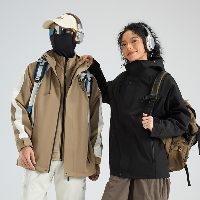 户外冲锋衣男女三合一可拆卸春秋冬季防水防风登山服新型加绒外套